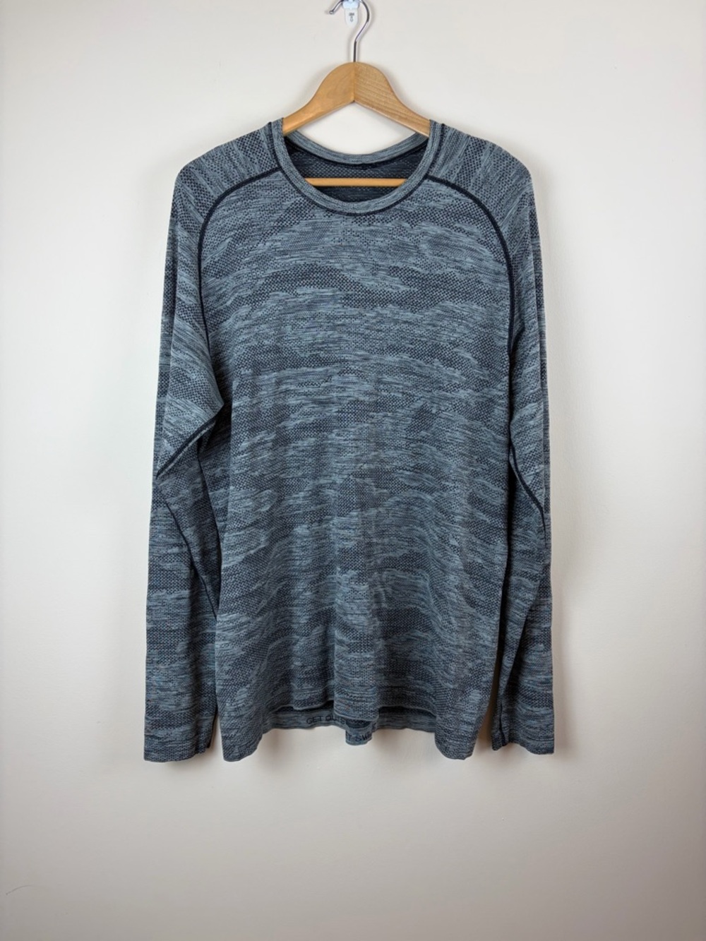 Lululemon Metal Vent Tech Long Sleeve Workout Tee XL